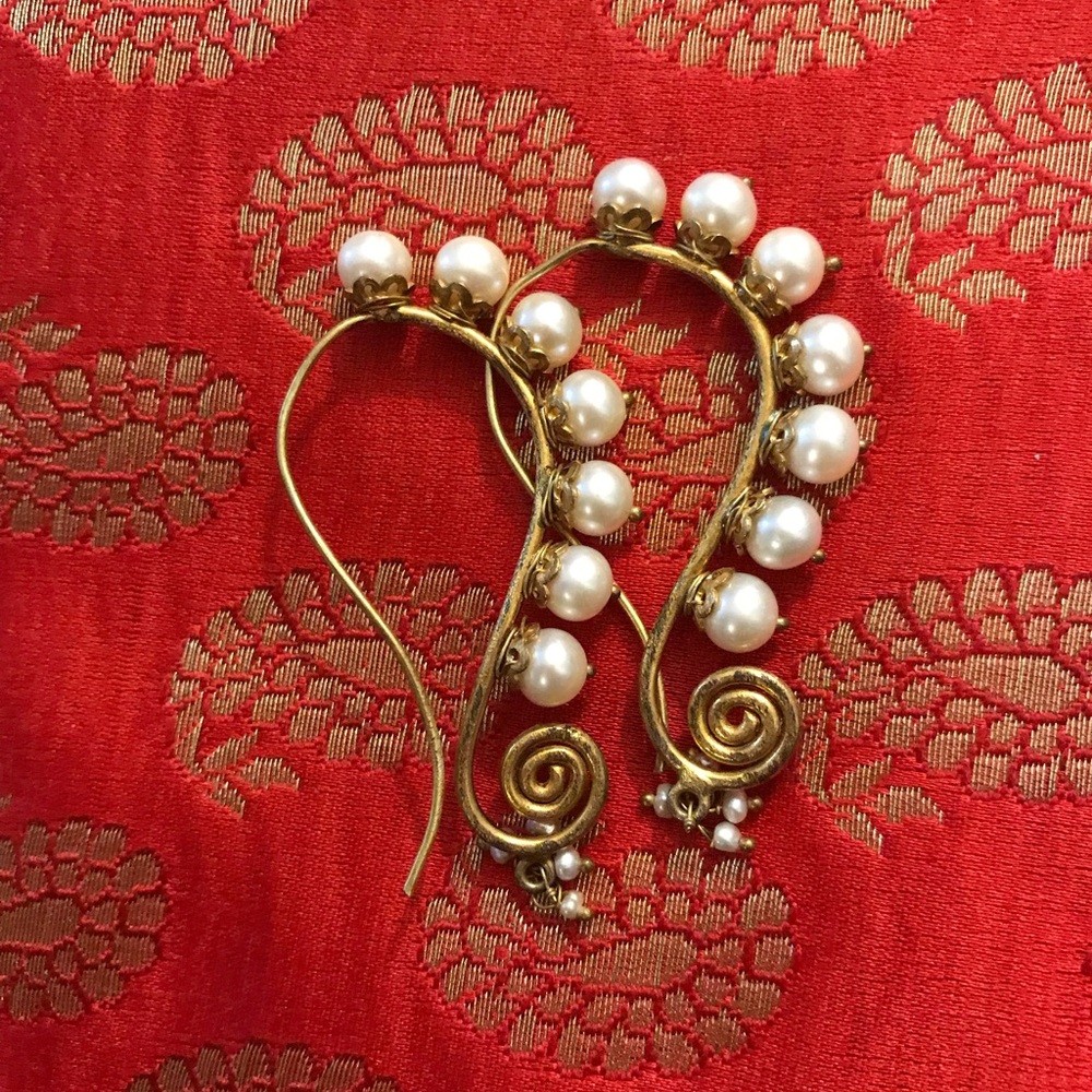 Pearl earring gold tone - handmade